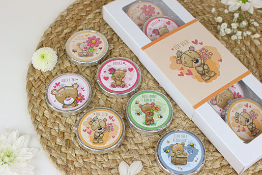 Exklusive Pralinenschachtel mit Schokotaler und Bärenmotiven, ideal als Geschenk für Freunde, Familie und Kollegen
